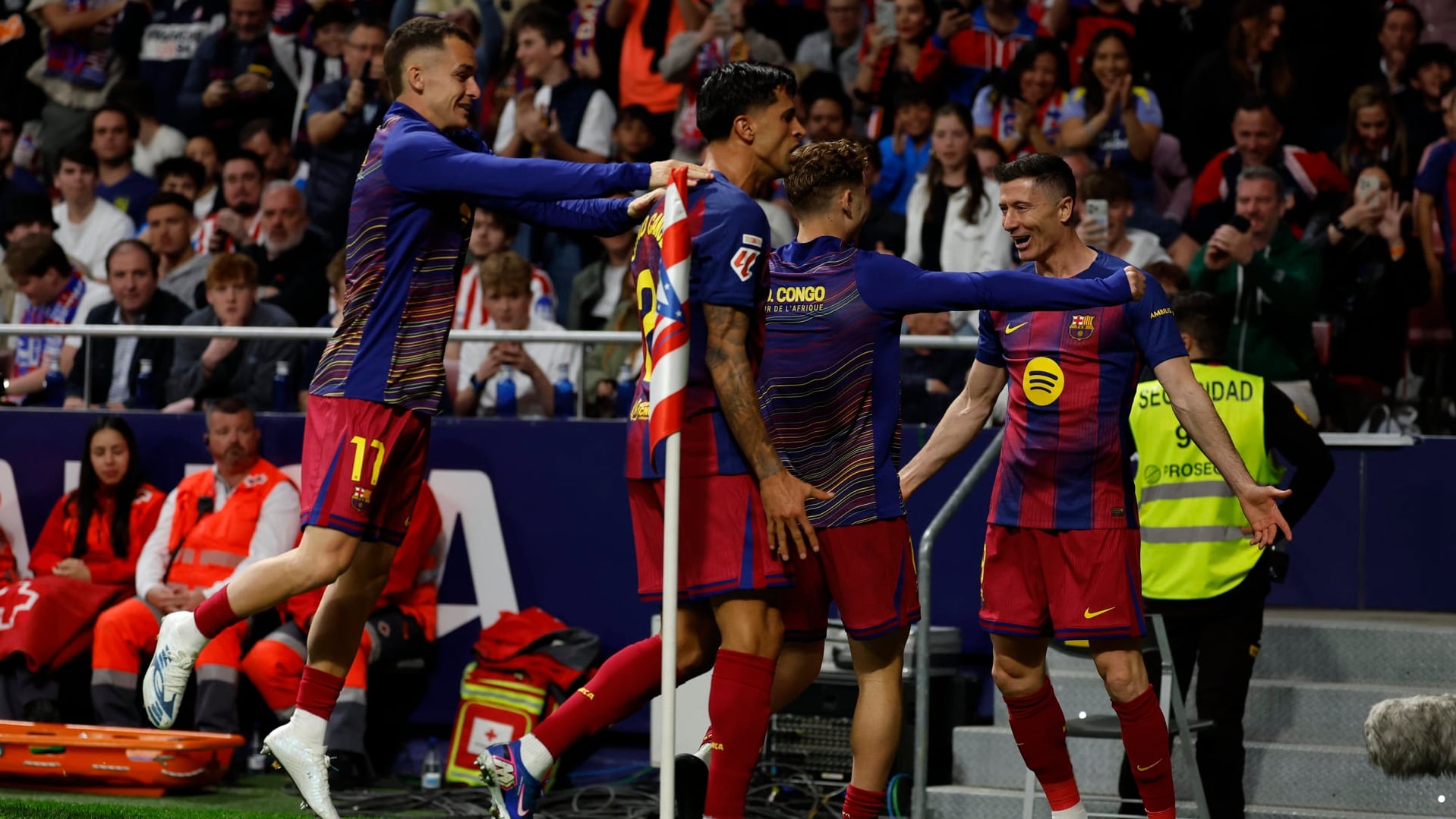 Los jugadores del FC Barcelona celebrando un gol en el partido ante el Atlético de Madrid (EFE/ Mariscal)