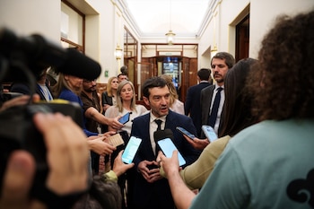 El ministro de Derechos Sociales, Consumo y Agenda 2030, Pablo Bustinduy, defendió en el Congreso la prórroga de los alquileres. (Matias Chiofalo / Europa Press)