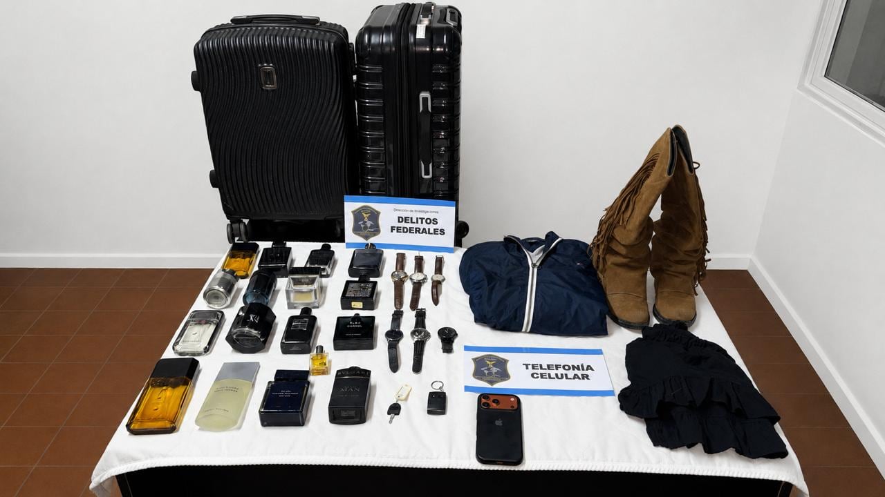 Los elementos secuestrados en la casa de la sospechosa