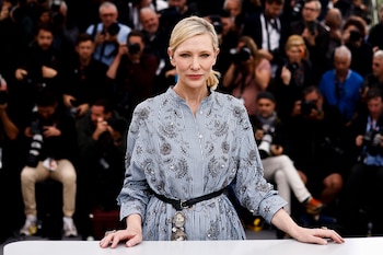En Harper’s Bazaar, Blanchett cuestionó el retroceso en igualdad de género, señaló que la igualdad salarial no se alcanzó y dijo que prefiere dialogar con sus hijos sobre la tecnología (REUTERS)