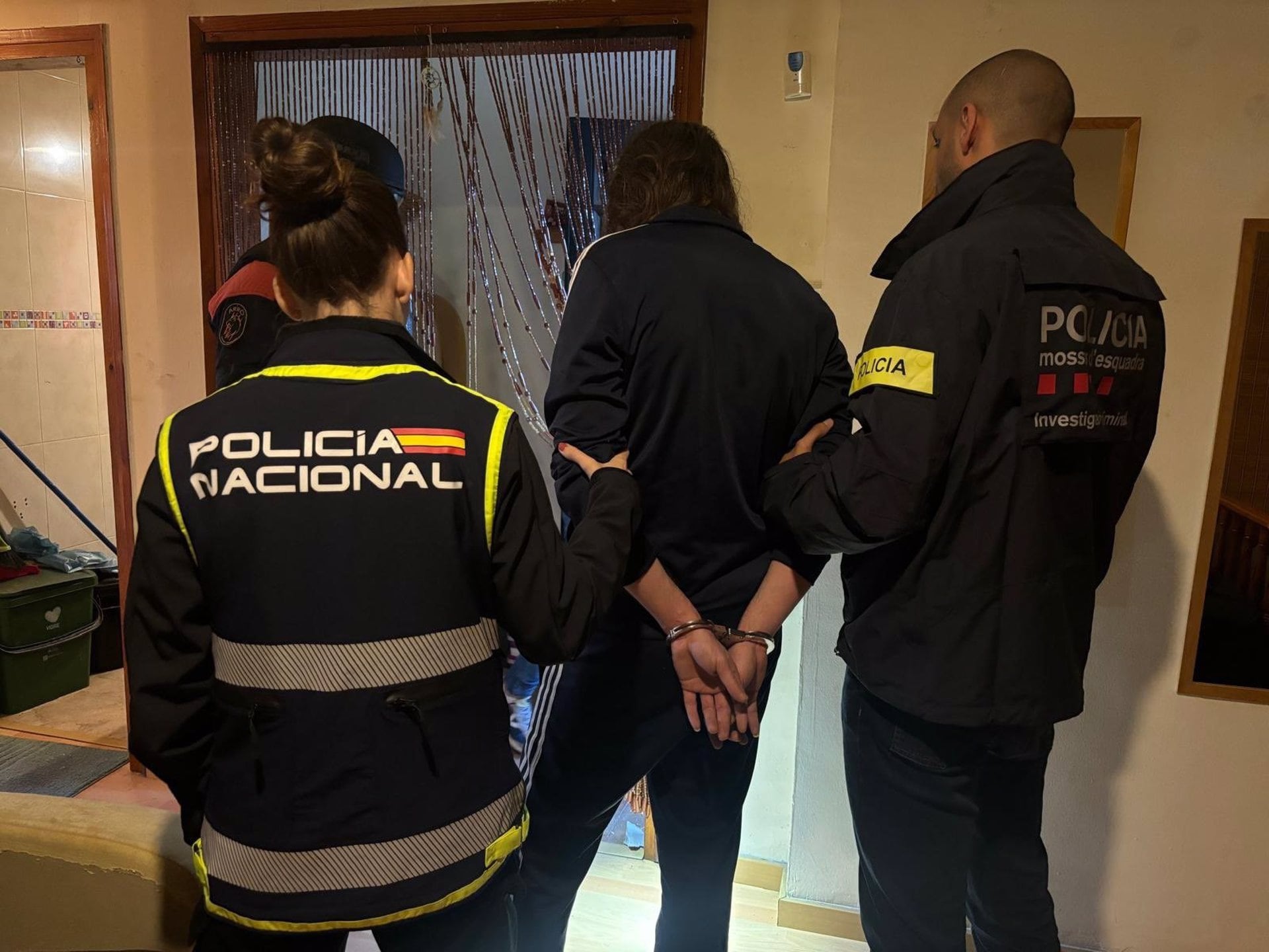 El exconcursante de Gran Hermano Carlos Navarro 'El Yoyas' es detenido en un dispositivo conjunto de Mossos d'Esquadra y Policía Nacional. (POLICÍA NACIONAL).
