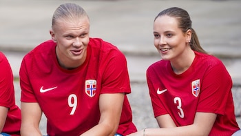 La relación de Erling Haaland con la princesa Ingrid Alexandra más allá de su abrazo viral sin camiseta: se conocen desde hace años y él ha estado en su casa