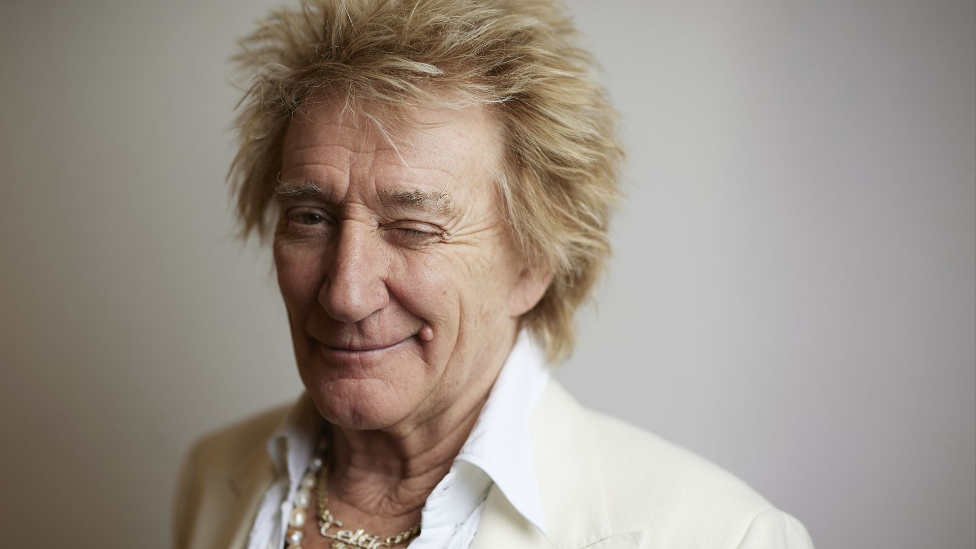 Rod Stewart aclaró que la gira One Last Time marca el fin de las grandes giras mundiales, pero no su retiro de los conciertos en vivo (Matt Licari/Invision/AP)
