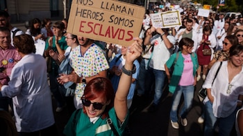 El Comité de Huelga amenaza con intensificar sus protestas tras la aprobación de un Estatuto sin apoyo médico