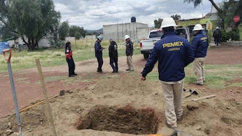 Hallan toma clandestina conectada al poliducto Tuxpan-Azcapotzalco en Axapusco, Edomex