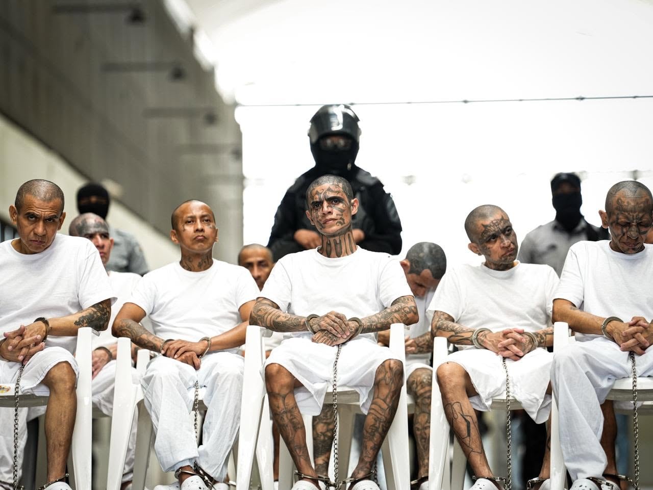 El juicio contra la cúpula de la MS-13 entró en su fase decisiva y busca establecer responsabilidades individuales y colectivas con pruebas documentales, testimoniales y periciales. (Cortesía: Secretaría de Prensa)