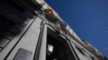Telefónica vende su sede histórica de Gran Vía a Tomás Olivo por cerca de 200 millones