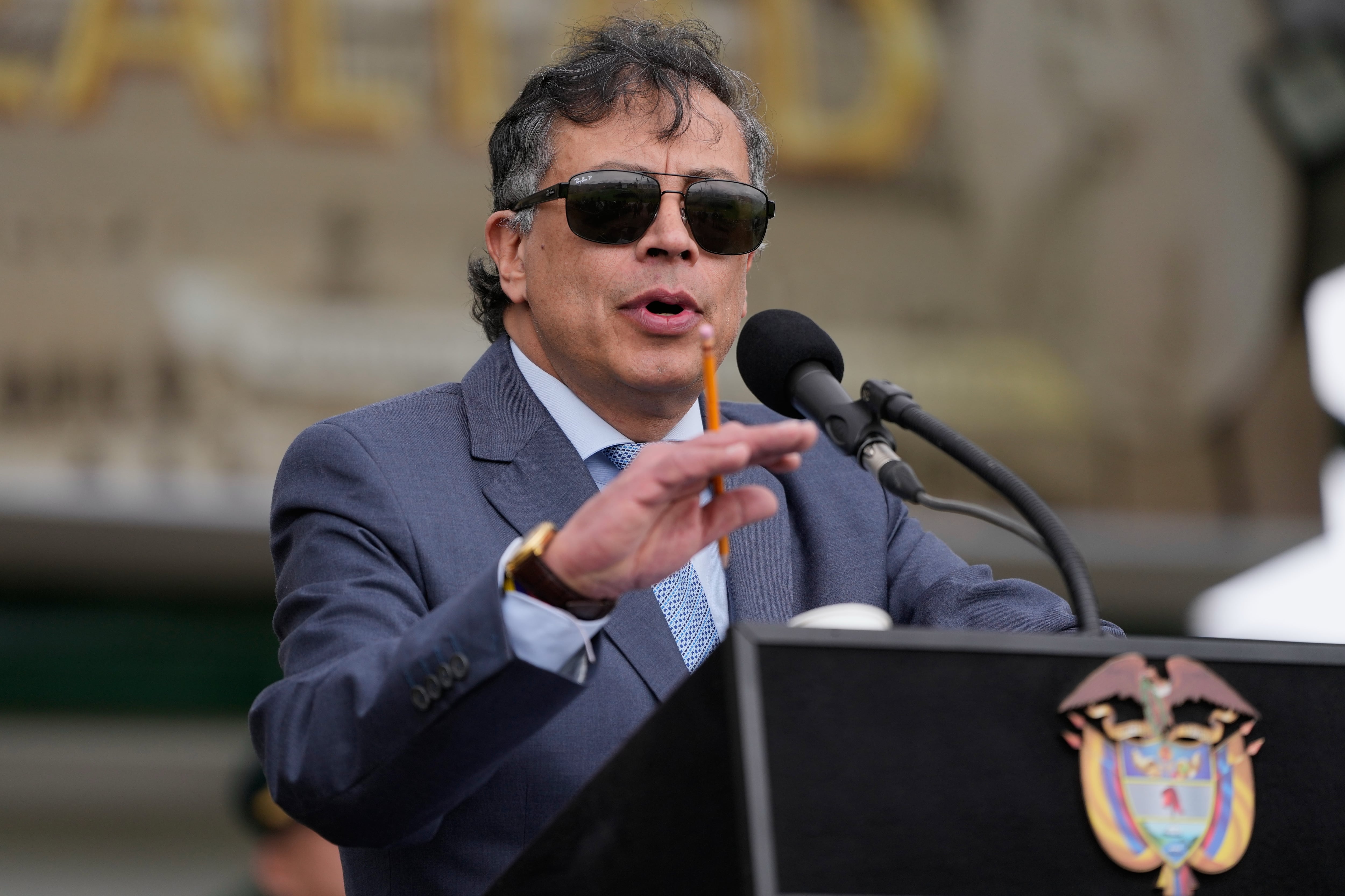 El 48% de los hombres que fueron encuestados rechaza el desempeño de Gustavo Petro como presidente - crédito Fernando Vergara/AP