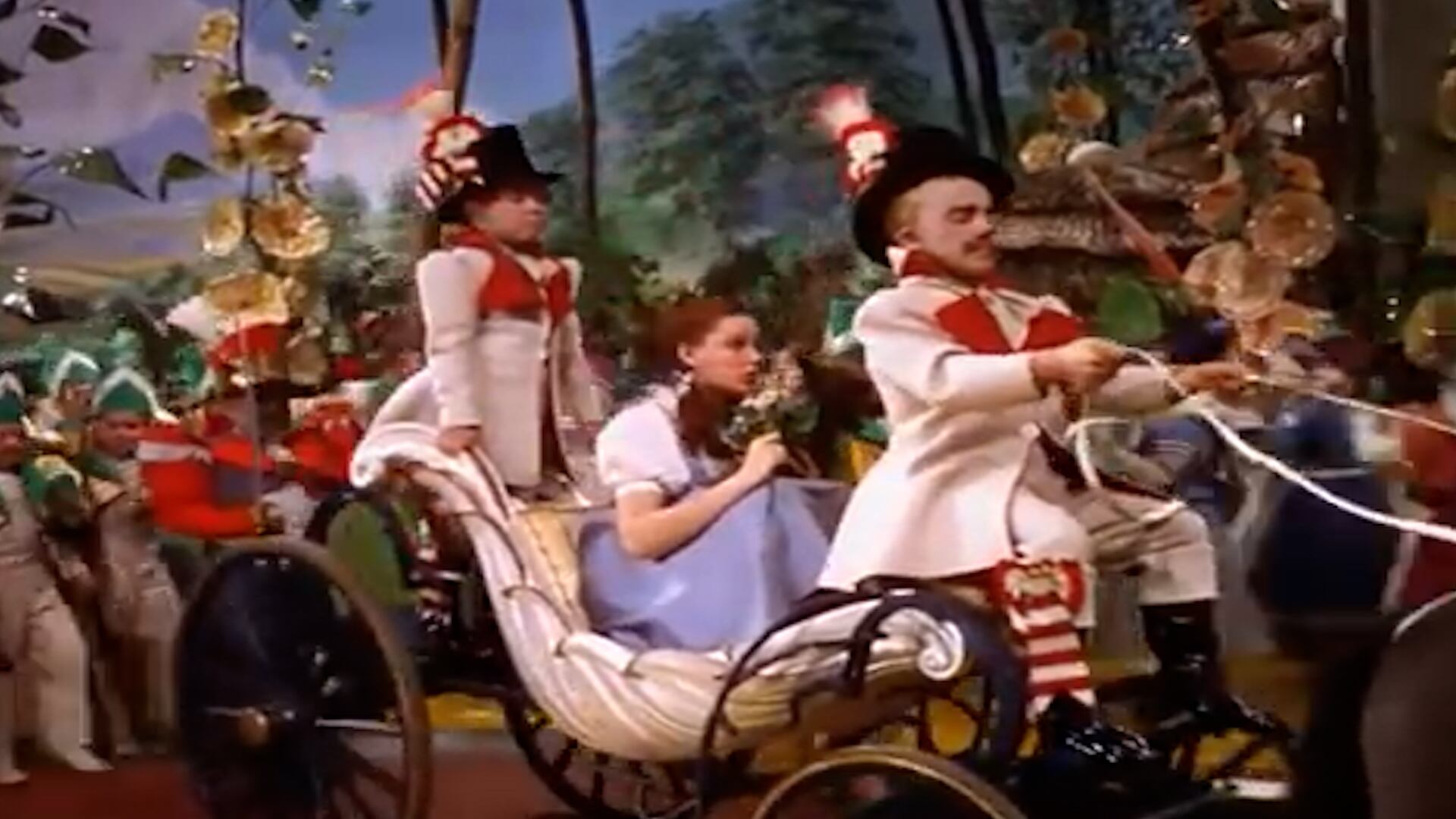 Judy Garland recibió un salario muy inferior al de sus compañeros masculinos durante la filmación del clásico de 1939 (Captura de pantalla)