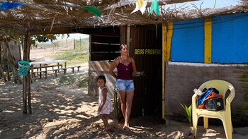 Vanessa Nunes y su hija