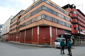 La extinción de dominio es un mecanismo legal que permite al Estado recuperar la propiedad de bienes que se consideran de origen ilícito o que han sido utilizados en actividades delictivas - crédito Carlos Ortega/EFE
