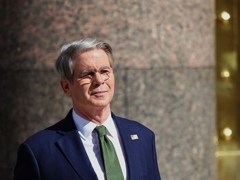 El secretario del Tesoro de