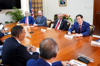 Holness y Rubio se comprometieron