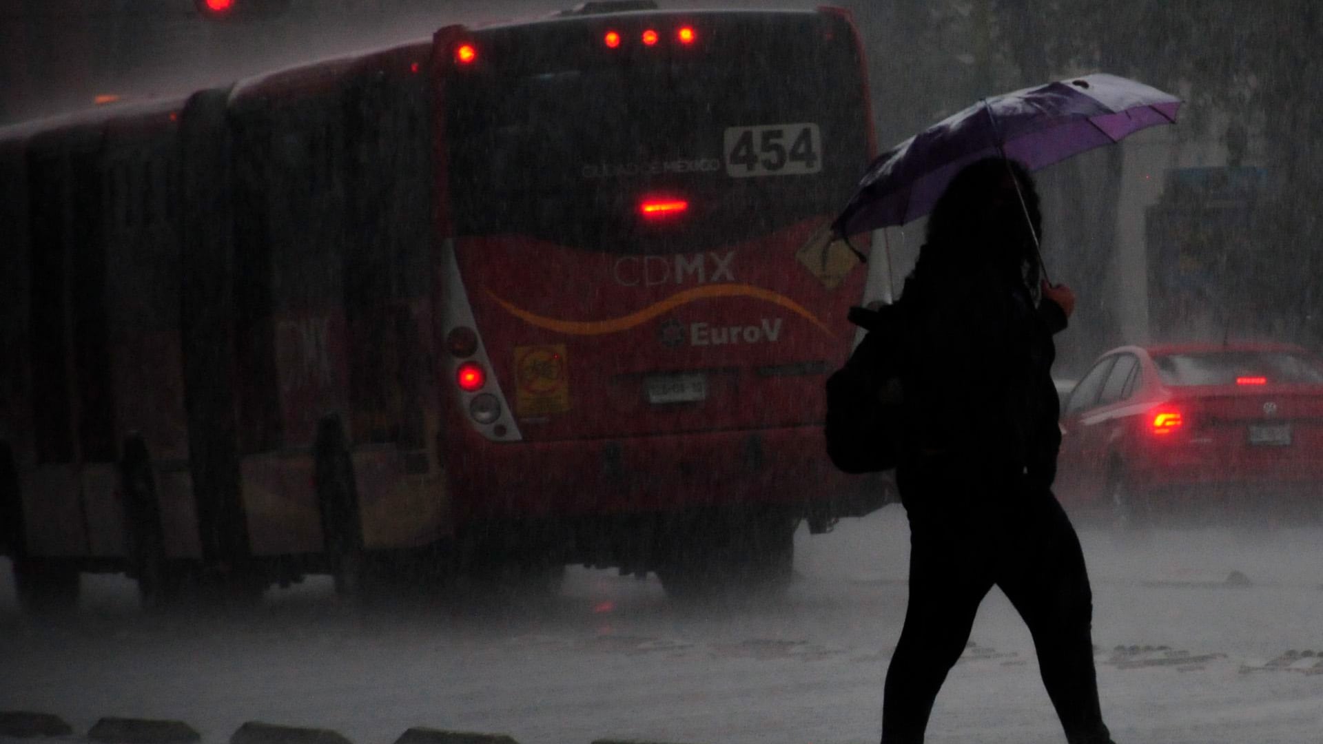 Protección Civil de la Ciudad de México recomendaciones para este último día de junio debido al pronostico de lluvias. (Cuartoscuro)