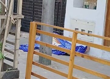 Ventanilla: hombre de 58 años muere tras recibir varios impactos de bala cerca de mercado. Captura: Facebook.