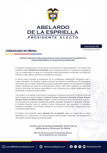 El Gobierno electo afirmó que la convocatoria del cuerpo diplomático se rigió por criterios uniformes de acreditación y protocolo. - crédito @defensoresco/X