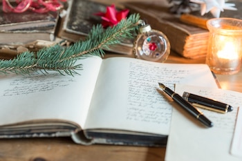 Poemas navideños (Adobe Stock)