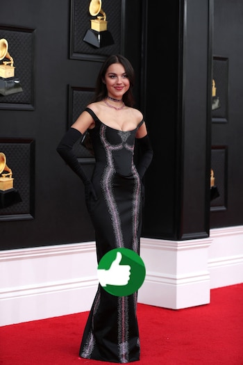 mejores y peores vestidos Grammy 2022