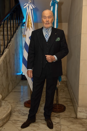 201° aniversario de la declaratoria de la independencia nacional - Embajada de Uruguay