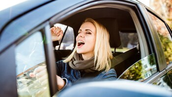 Mientras que las mujeres generan