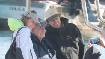 El rey Juan Carlos e Irene Urdangarin disfrutan de una jornada de navegación en Sanxenxo