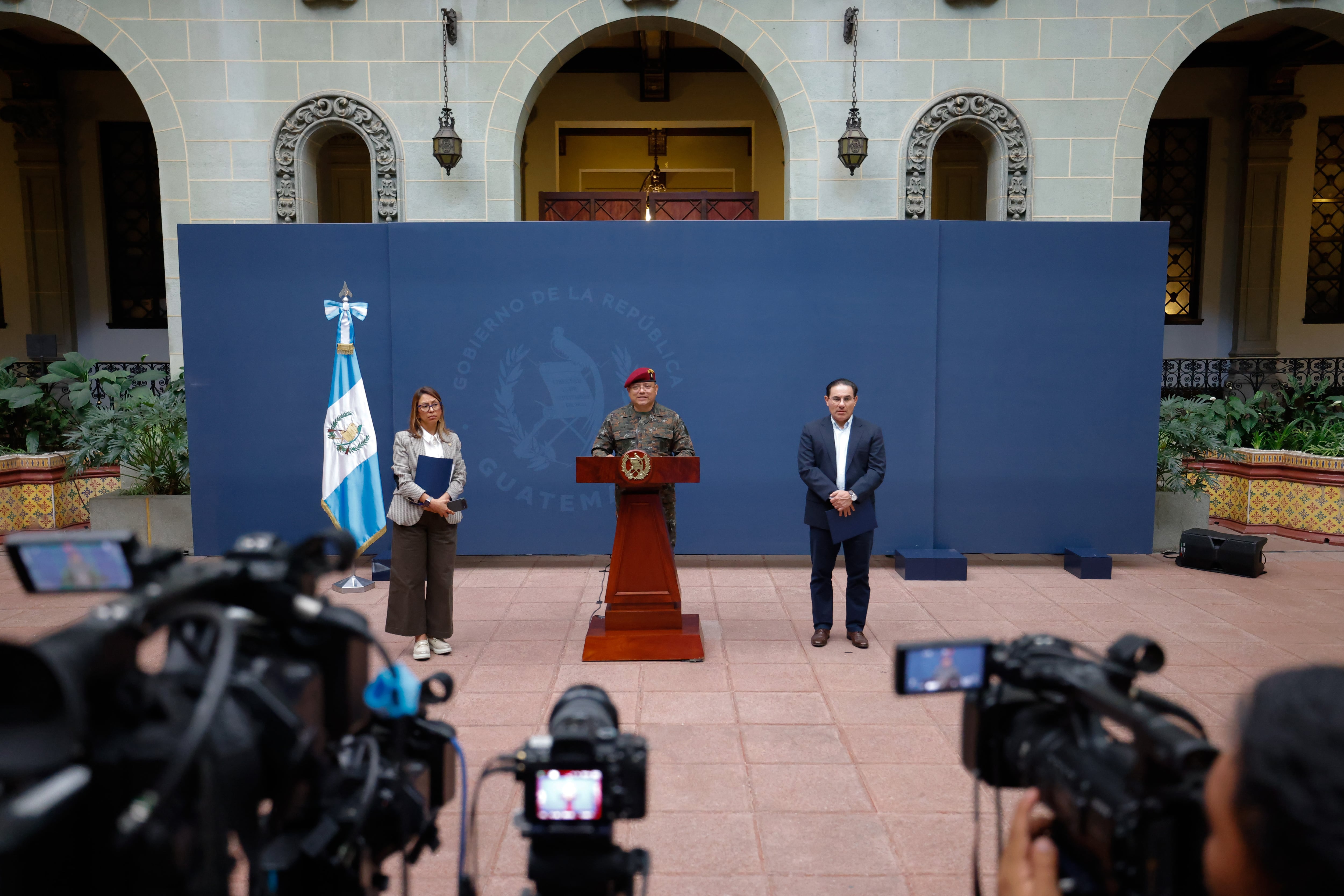 El Gobierno de Guatemala recuperó la circulación en los 34 bloqueos con un operativo conjunto de la Policía Nacional Civil y el Ejército. (Secretaría de Comunicación Social de la Presidencia )