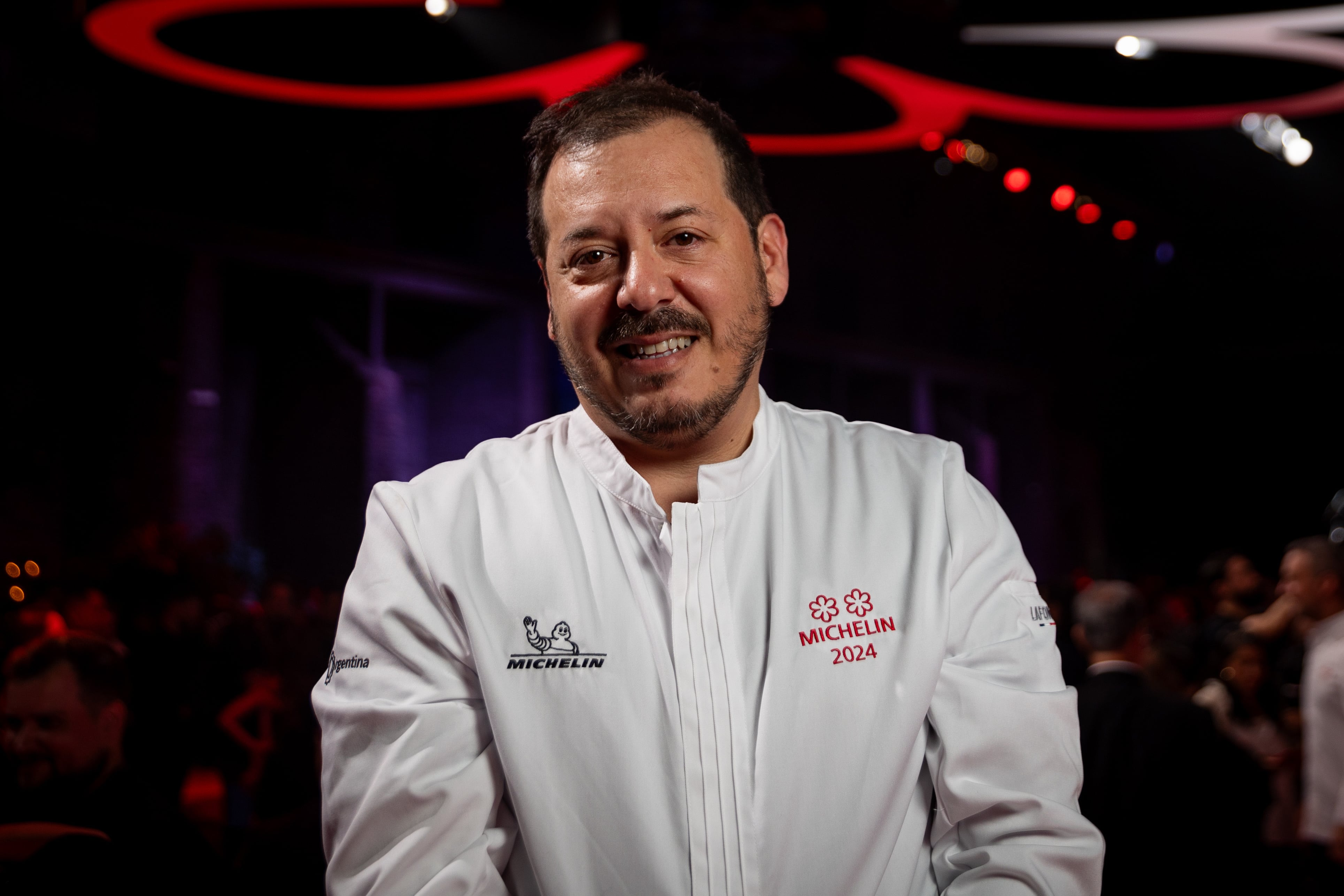 El premiado chef argentino recibió en su restaurante de recoleta a Bad Bunny y su novia