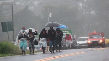 Las autoridades activan alertas en cuatro países de Centroamérica por una posible depresión tropical