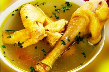 El locro de gallina es
