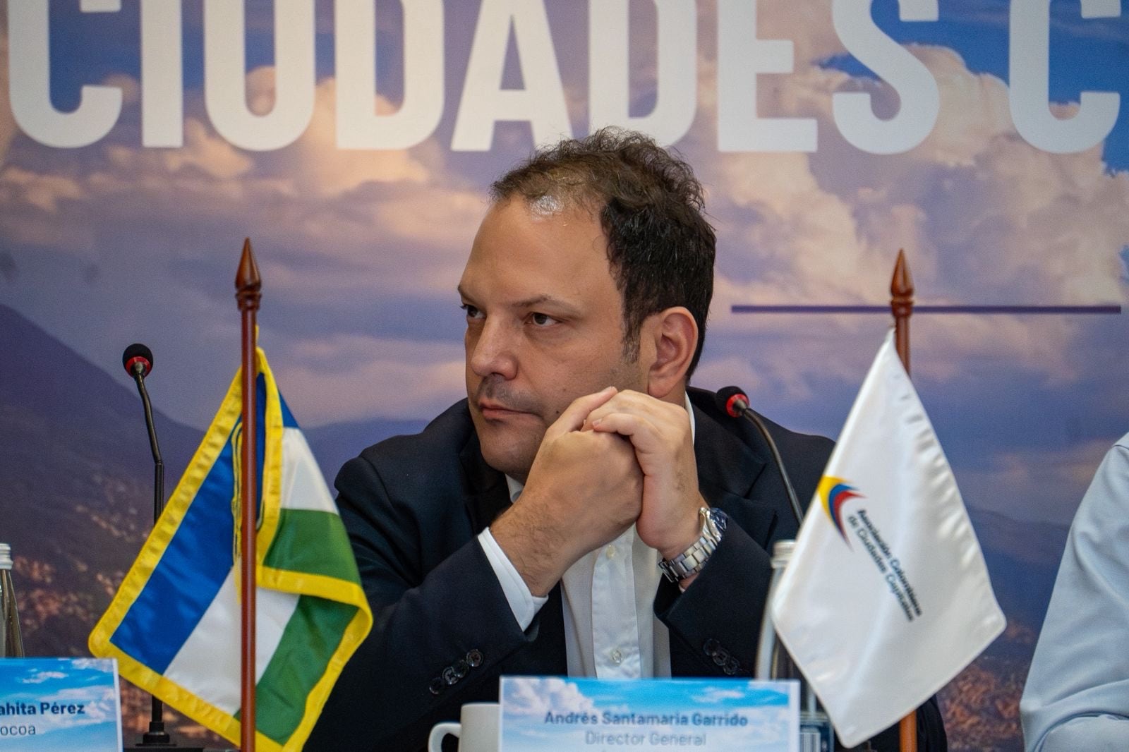 Asocapitales pidió al Gobierno nacional replantear la política de seguridad con enfoque territorial y mayor coordinación con las ciudades - crédito @AnSANTAMARIA/X