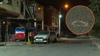 Jóvenes van a recoger un auto que compraron en San Juan de Lurigancho y son atacados a balazos por sujetos en moto