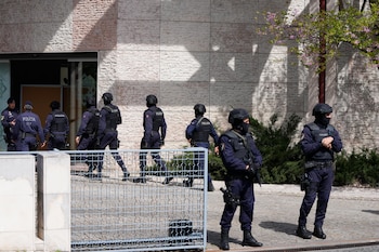 Policías en Lisboa, Portugal, el 28 de marzo de 2023
(Foto AP /Armando Franca)