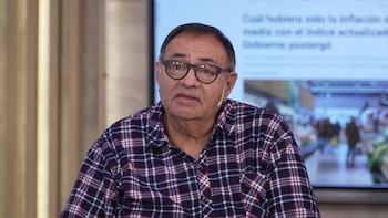 Tiene 73 años, es jubilado y hoy une su pensión con la de su mamá, también jubilada: “Comés o tomás las pastillas”