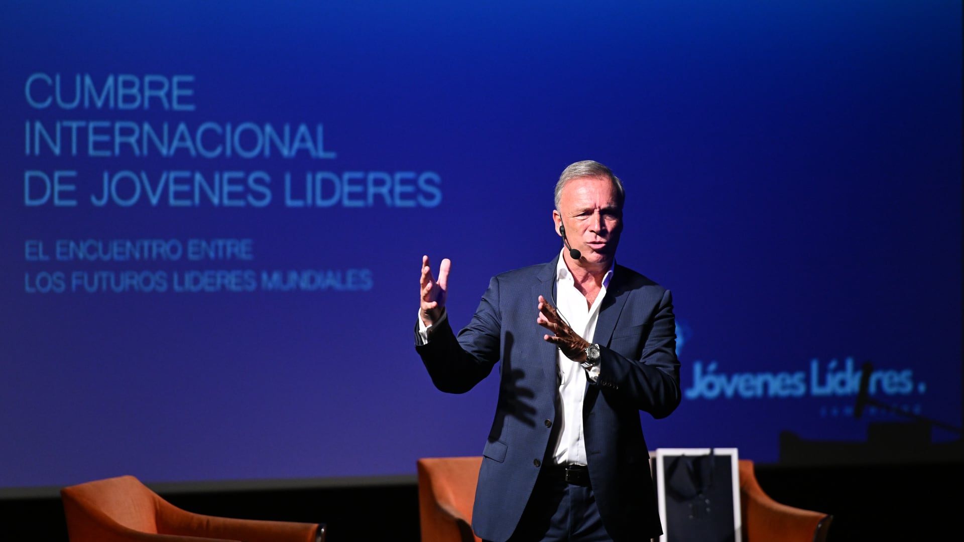 El presidente de Talleres de Córdoba, Andrés Fassi, durante su presentación en la Cumbre de Jóvenes Lideres (Adrián Escandar)