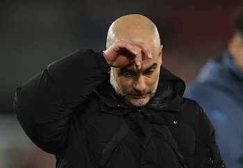 Pep Guardiola continuará al frente
