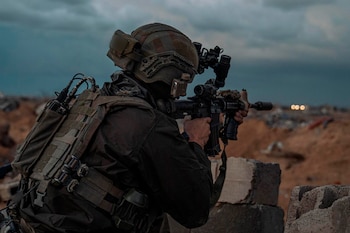 Un soldado israelí en Gaza (Archivo)