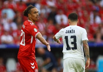 Partido entre Eslovenia - Dinamarca