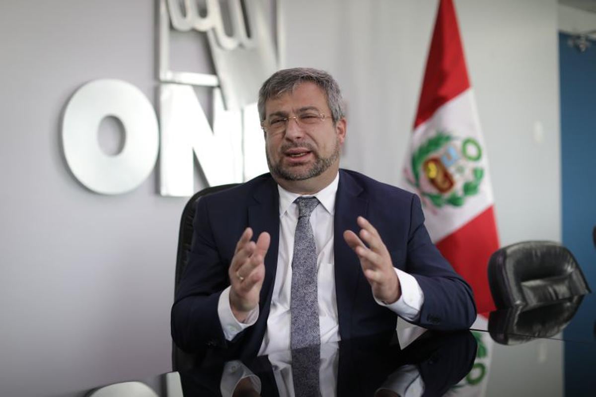 Piero Corvetto afirmó que no responderá directamente a ningún candidato presidencial y subrayó su deber de garantizar elecciones transparentes y seguras