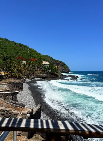 Shaira disfrutó de las playas y la gastronomía local - crédito @shaira_oficial / IG