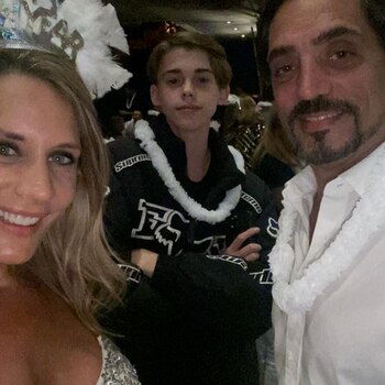 Rocío y Eduardo con Felipe