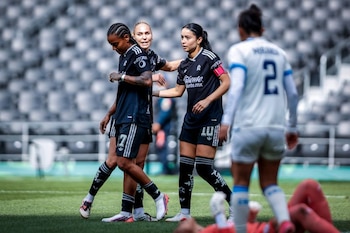 Gabriela García abrió el marcador al minuto 4 y Scarlett Camberos amplió la ventaja al 12 para el América Femenil. (X/ @AmericaFemenil)