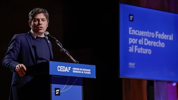 Axel Kicillof en el Centro de Estudios Derecho al Futuro
