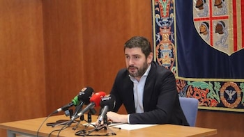 Vicepresidente de Aragón pide a Fiscalía actuar tras una nueva agresión a una educadora social por un menor migrante