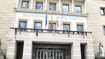 Condenado a un año de