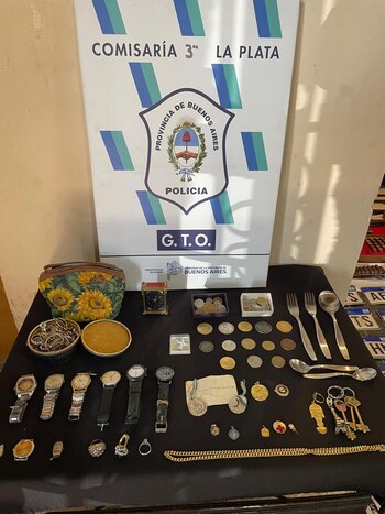 Parte de las cosas robadas