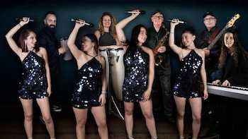 Los motivos de la separación de Nueva Línea: las cantantes abandonan la orquesta el mismo día en que lanzan un videoclip con Quevedo y podrían iniciar un nuevo proyecto