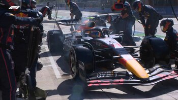 El mexicano ingresó a pits