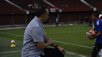 Tras recibir amenazas de muerte,