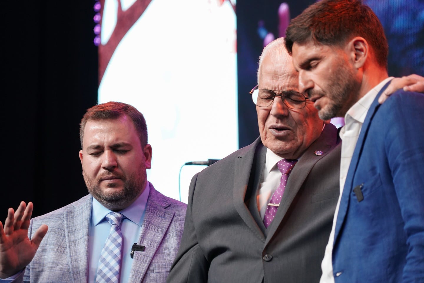 Maximiliano Pullaro junto a Walter Ghione, legislador y pastor evangélico de Santa Fe