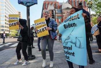El Gobierno de Estados Unidos ha argumentado que está autorizado para cancelar la deuda a través de la Ley de Oportunidades de Alivio de la Educación Superior para Estudiantes de 2003. (REUTERS)